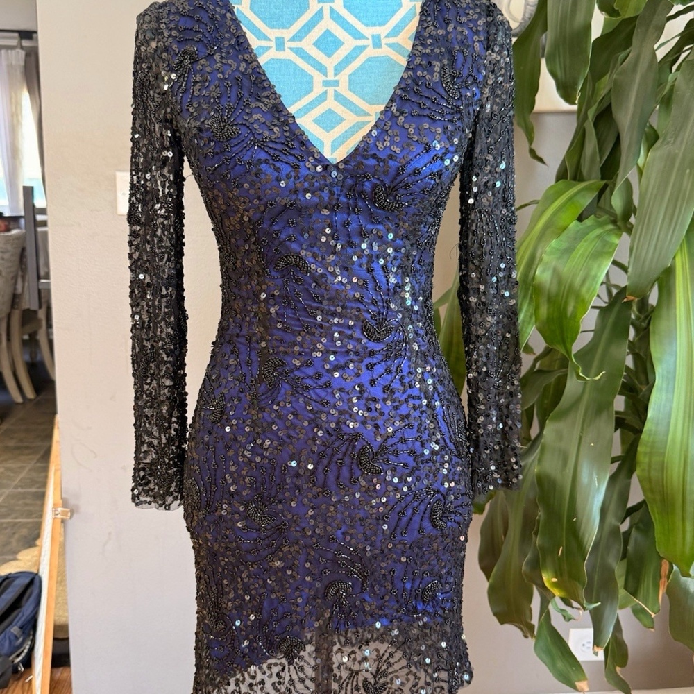 Scala Blue Black Sequin Beaded Mesh V-Neck Long Sleeve Sheath Dress 2